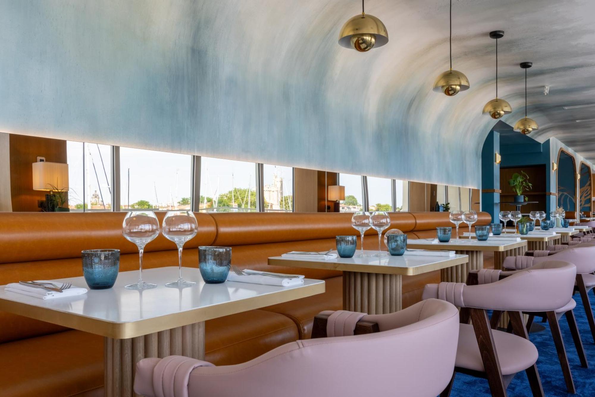 Hotel Mercure La Rochelle Vieux Port Sud 4*