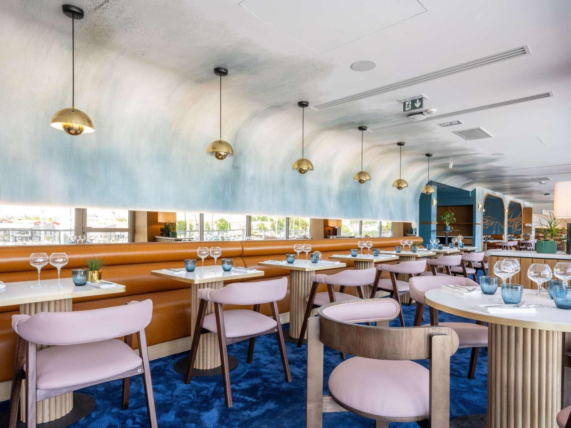 Hotel Mercure La Rochelle Vieux Port Sud 4*